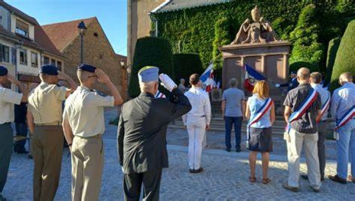 Ajouter un hommage m&eacute;lodique