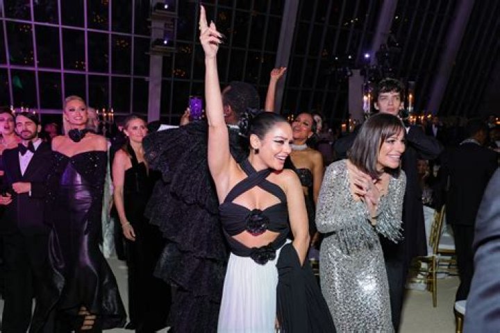 Karl Lagerfeld Hates Lea Michele – Won’t Let Her Wear Chanel – Thinks She’s Ugly?