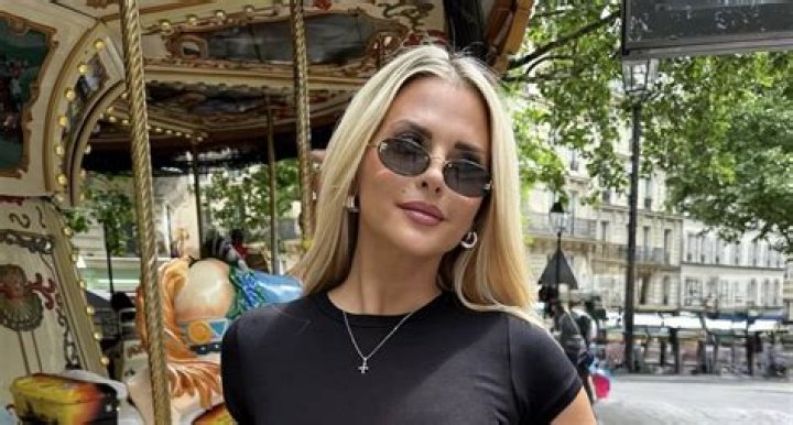 Kelly Vedovelli Poids Taille