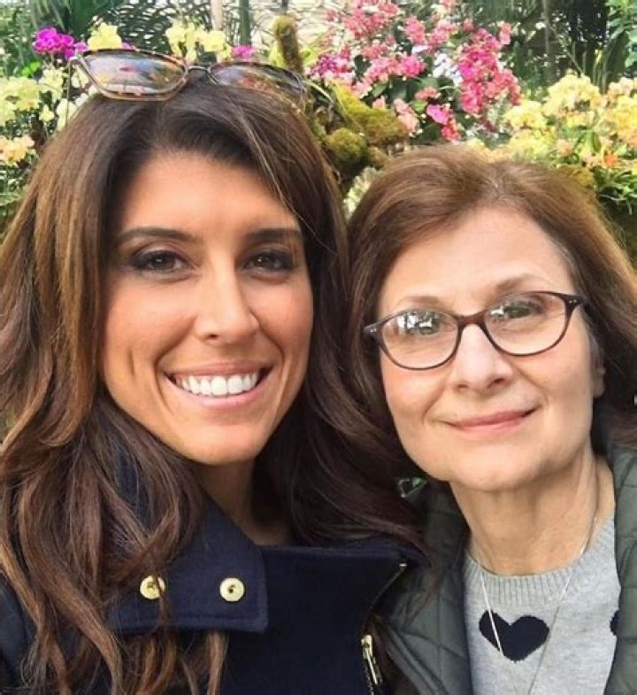 Lauren Scala’s Boyfriend, Dad, Married, Wiki, Bio