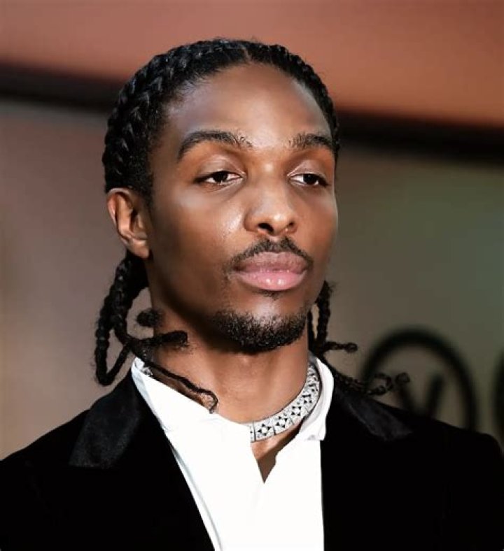 Natse Jemide Biography: Height, Girlfriend, Net Worth, Pictures, Age, Nationality, Movies, Instagram, Brother, Tribe