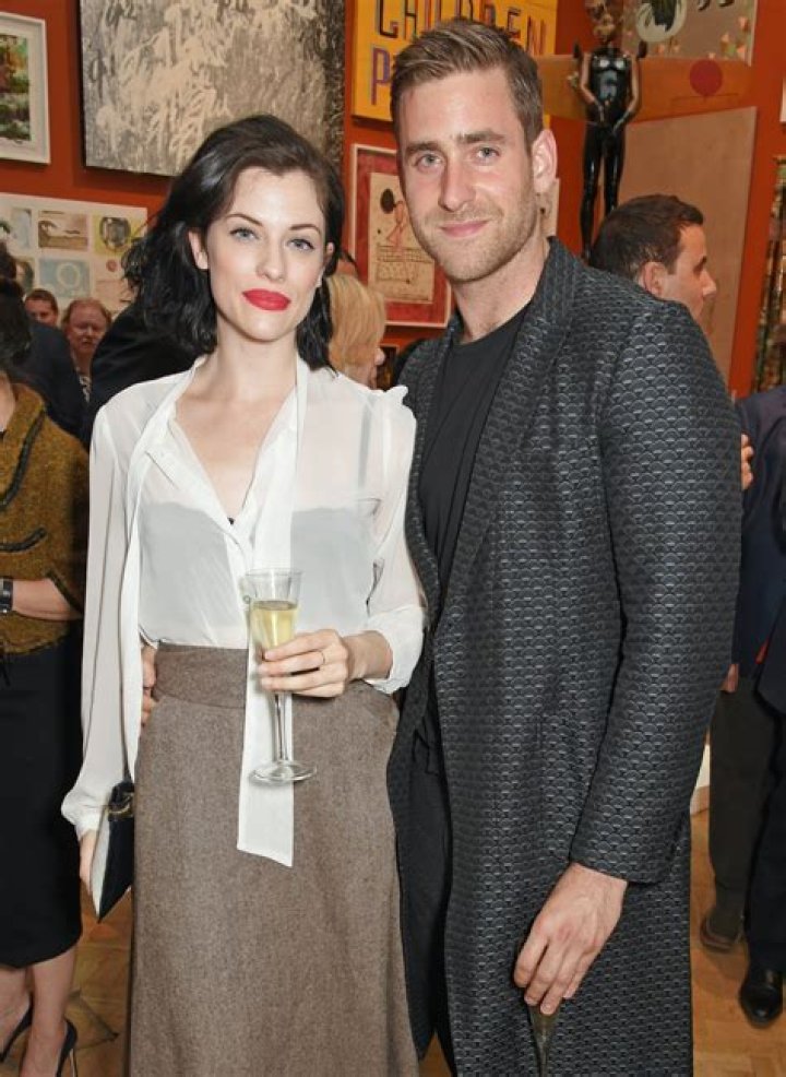 Oliver Jackson-Cohen Married, Wife, Net Worth, Measurements