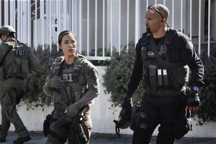 S.W.A.T. Premiere Recap 9/27/18: Season 2 Episode 1 “Shaky Town”